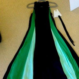 Banana Republic maxi dress, size 6 tall, silky texture. New.